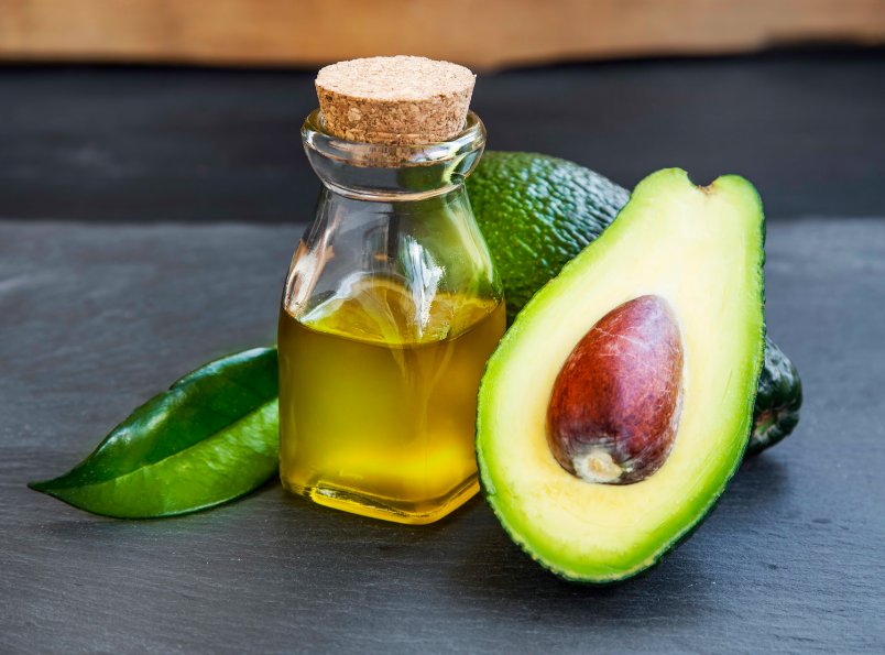 ▲사진=아보카도오일은 불포화지방산을  포함한 다양한 영양분이 풍부하게 들어있는 건강한 기름으로 손꼽힌다.