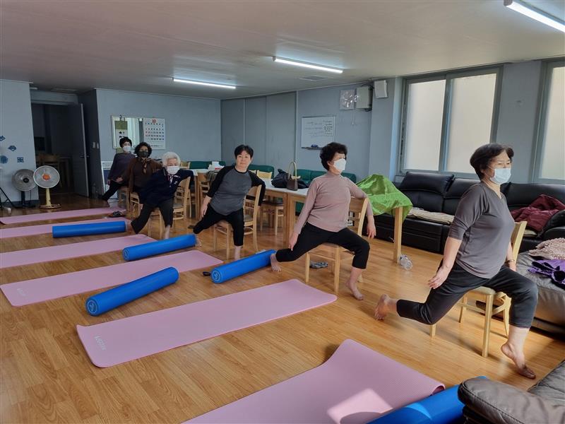 ▲삼익그린 2차 작은복지센터 활성화 프로그램 운영사진